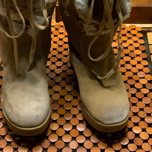 Michael Kors Boot Clearance$$$ - Picture 2 of 9